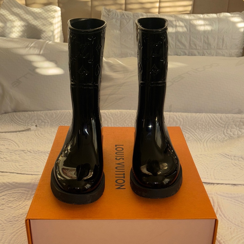 Louis Vuitton Glossy Black Women's Rain Boots